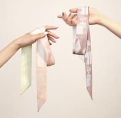 hince スカーフ　セピア　即購入ok！！のサムネイル