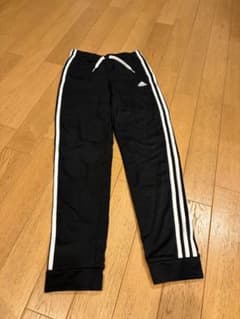 adidas ズボン　150cmのサムネイル