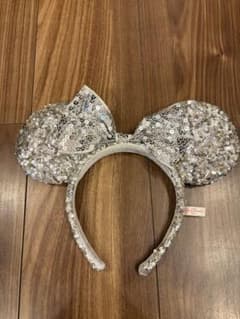 ディズニー カチューシャ スパンコール シルバーのサムネイル