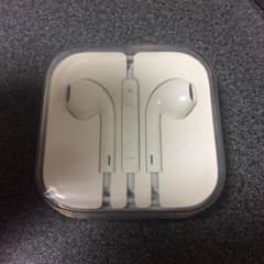 iPhone イヤホン 正規品のサムネイル