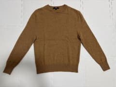 ユニクロ　カシミヤ100% クルーネックセーター Mのサムネイル