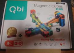 Qbi Magnetic Cubes PLUS 知育玩具