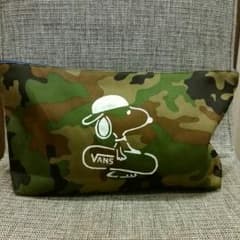 カモフラ♡クラッチバッグ　スヌーピー　ハンドメイドのサムネイル