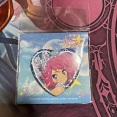 劇場版アイカツスターズ 桜庭ローラ 缶バッジ - メルカリ