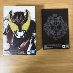 S.H.Figuarts 真骨彫製法 仮面ライダーキバ キバフォーム+初回特典のサムネイル