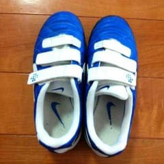 19センチ　ナイキ　サッカースパイクのサムネイル