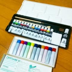 水彩絵の具セットのサムネイル