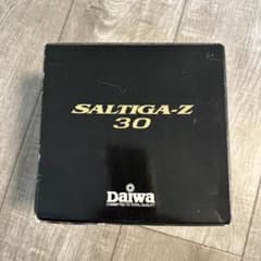 Daiwa SALTIGA-Z 30 ベイトリール - メルカリ