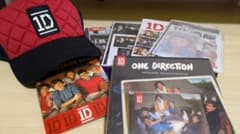 最終値下げ！公式キャップ付き ONE DIRECTION 公式グッズ まとめ売りのサムネイル