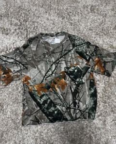 リアルツリーTシャツのサムネイル