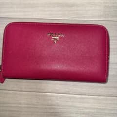 即購入可能⭕️ PRADA 長財布のサムネイル