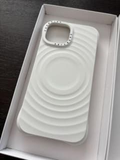 専用　CASETiFY iPhone15 シリコンケース　ホワイト　マグセーフのサムネイル