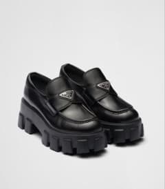 【正規品】PRADA ブラックレザー ローファー 厚底のサムネイル