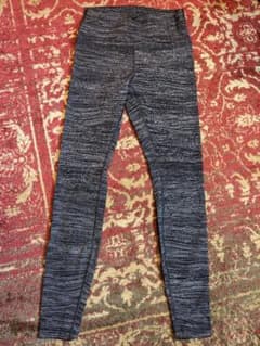 値下げ　新品未使用　lululemon　ルルレモン　レギンス　SIZE6 ヨガのサムネイル