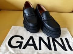 GANNI ガニー レザー ローファー 厚底 ブラック 美品のサムネイル