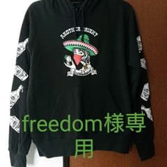 dustbox パーカー/freedom様専用のサムネイル