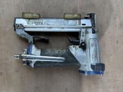 Makita AT422CA エアータッカー 本体のサムネイル