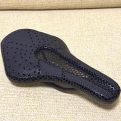 3D カーボンサドル RYETAIRCODE 3Dプリント フルカーボン - メルカリ