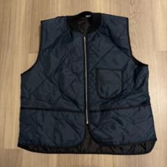 90s　ネイビー キルティングダウンベスト フォローして300円引きのサムネイル