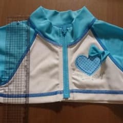 女の子用☆ショート丈ラッシュガードのサムネイル