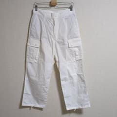 BEAMS ホワイト カーゴパンツのサムネイル