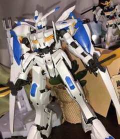 MGガンダムバエル ガンプラ 完成品 1/100のサムネイル