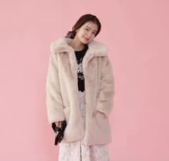 MAISON MARBLE ♡ Lovelyn Fur Coatのサムネイル