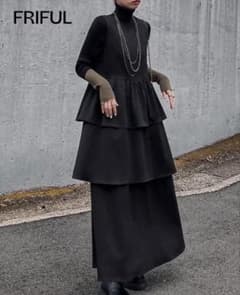 ⭐︎新品⭐︎FRIFUL ノースリーブ ティアード ロングワンピースのサムネイル