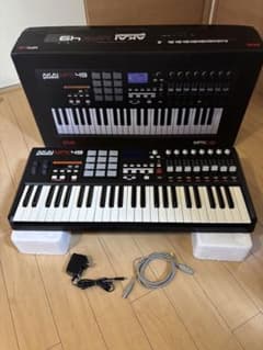 AKAI MPK49 MIDIキーボードのサムネイル