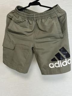 adidas アディダス ハーフパンツ１３０のサムネイル