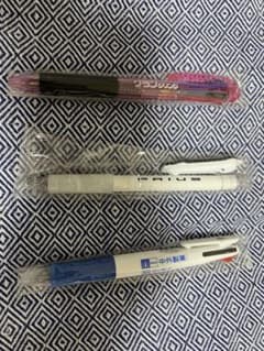 ボールペン4色2本と黒色のサムネイル