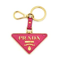 PRADA プラダ サフィアーノトライアングル キーリング ピンク チャーム