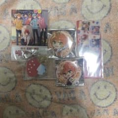 すとぷり ジェル 缶バッジ キーホルダー 4点セットのサムネイル