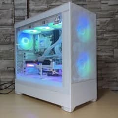 りぶ様　専用　ゲーミングPC Ryzen7 9800X3D RX9070XTのサムネイル
