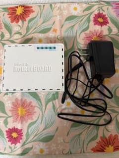 【匿名配送】MikroTik LANルーターhEX RB750Gr3のサムネイル
