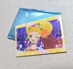 アイカツ劇場販売　ライブ缶バッチ　ゆずのサムネイル