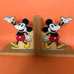 Disney 希少品！　仏Vilac製　Wood Bookends 木製本立て Disney 希少品！ 仏Vilac製 Wood Bookends 木製本立て - メルカリ