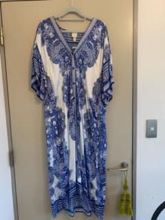 H&M ロングワンピース　カフタンのサムネイル
