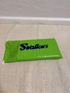 蛍光グリーンのSwallowsロゴ入りフード付きポンチョ （2点セット）のサムネイル