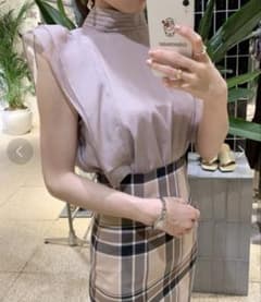 SNIDEL ノースリーブ トップスのサムネイル