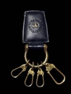 Valentino Garavani 】レザーキーホルダー ・キーリング - メルカリ