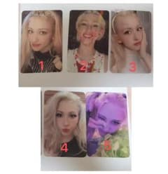 ソミ　SOMI XOXO Ktown4u 特典 トレカのサムネイル