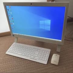 富士通　パソコンのサムネイル