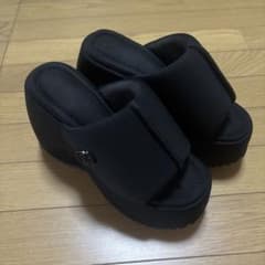 yello TOKYO BLACK PLATFORM SANDALS