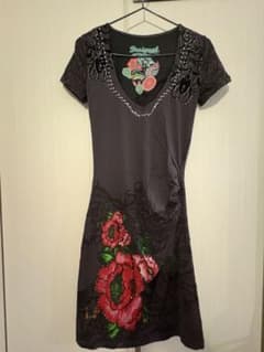 Desigual 半袖ワンピース S グレー 花柄のサムネイル