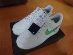 Nike Air Force 1 ホワイト/グリーンのサムネイル