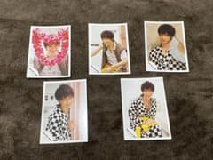 知念侑李 公式写真のサムネイル