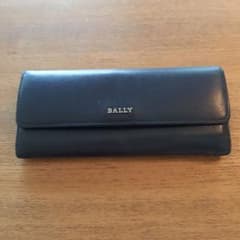 BALLYのサムネイル