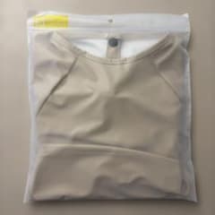 【新品】浪漫樹　お食事エプロン　Sサイズ　長袖　カーキのサムネイル