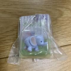 【新品】ガチャガチャ　Suzy's Zoo Ellie Funtのサムネイル